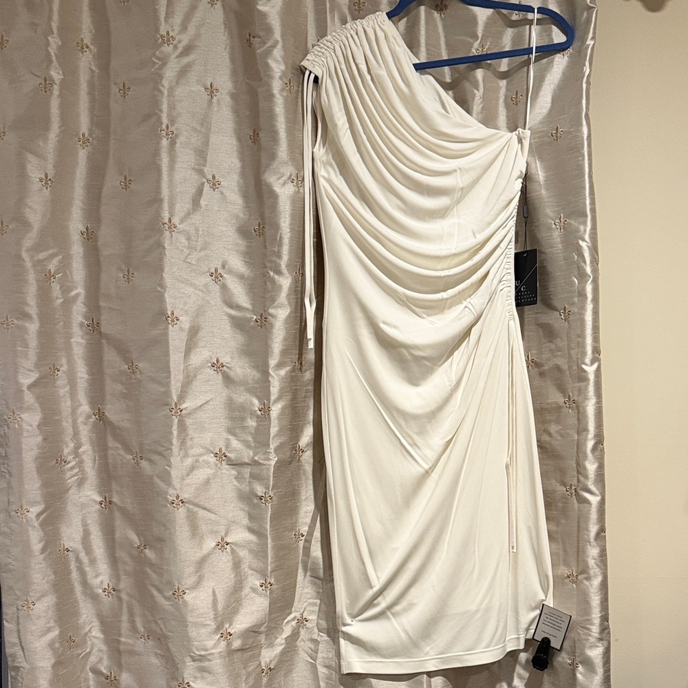 UNDRA CELESTE NEW YORK ONE SHOULDER DRESS